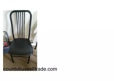 4 excellent condition black chairs